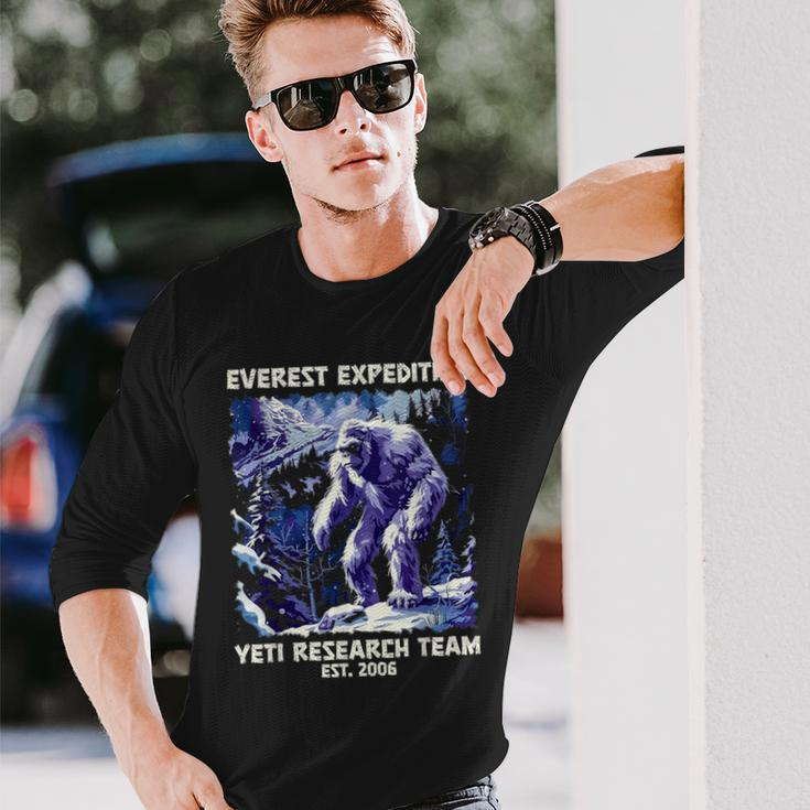 Graphic Everest Expedition Yeti Research Team Animal Long Sleeve T-Shirt Gifts for Him