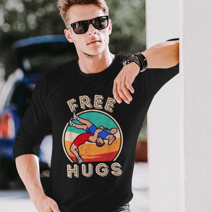 Free Hugs Wrestling Wrestling Coach Vintage Wrestle Long Sleeve T-Shirt Gifts for Him