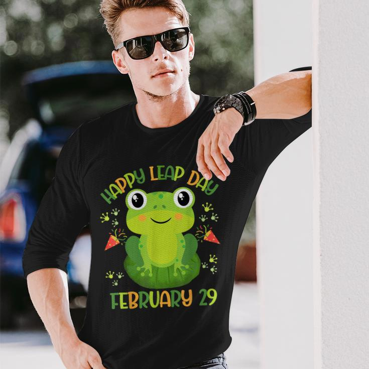 Frog Happy Leap Day February 29 Birthday Leap Year Long Sleeve T-Shirt Gifts for Him