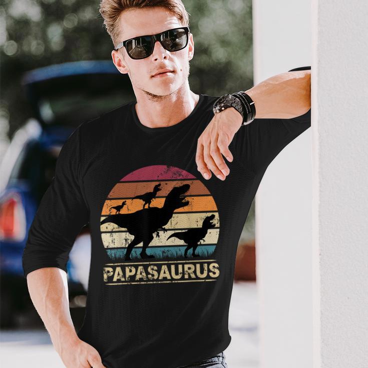 Papasaurus Dinosaur With Papaon Drei Kinder Dino Triplets Langarmshirts Geschenke für Ihn