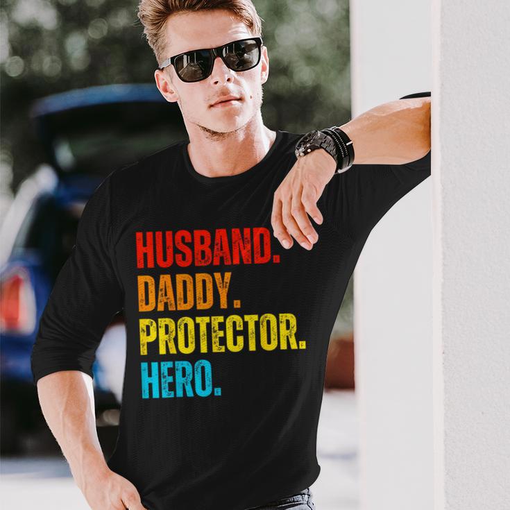 Retro Ehemann Papa Protector Heroatertag Für Papa Langarmshirts Geschenke für Ihn