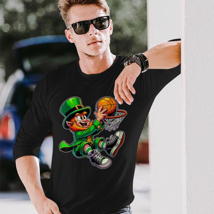 St Patrick's Day Irish Leprechaun Basketball Player Dunk Long Sleeve T-Shirt Gifts for Him