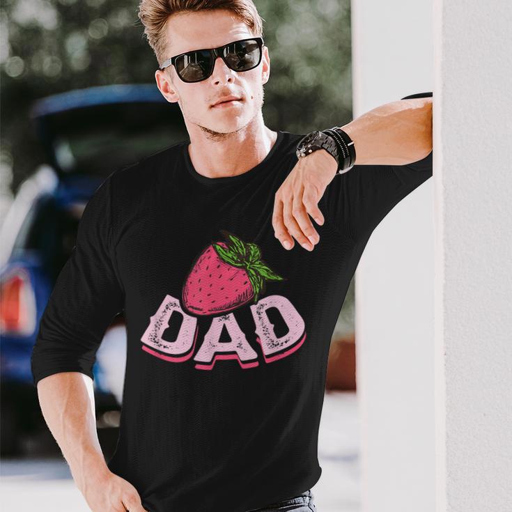 Strawberry Papa Strawberry Fruit Lover Strawberry Fathers Day Long Sleeve T-Shirt Gifts for Him