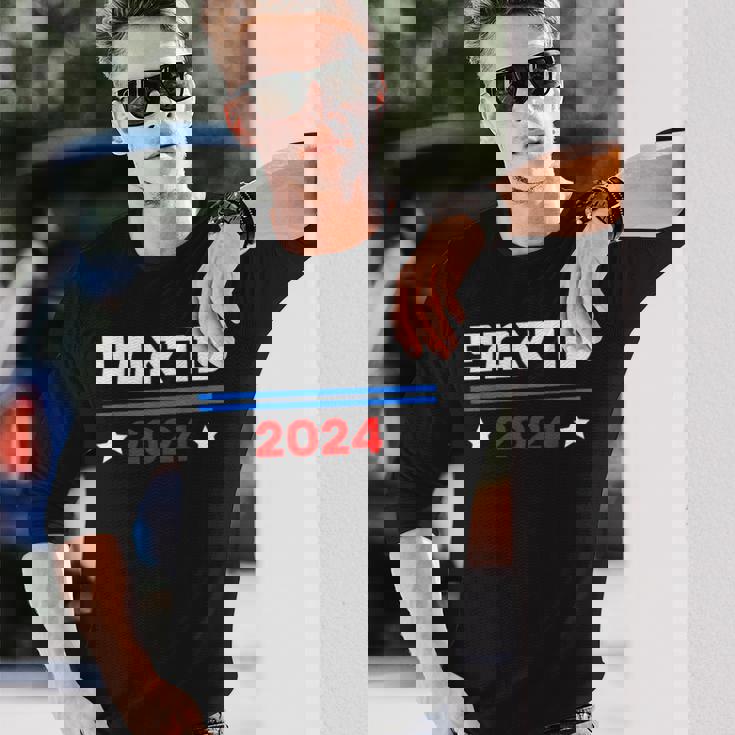 Trump 2024 En Las Elecciones Del Presidente Hebreo Donald Trump 2024 Camiseta de manga larga Regalos para él