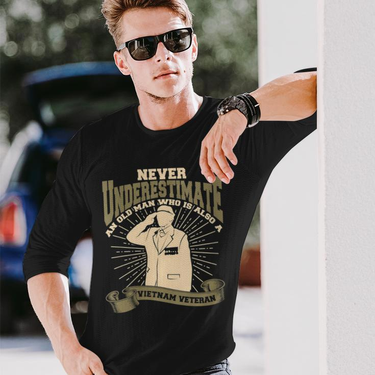 Never Underestimate An Old Man Us Flag Veteran Soldier Long Sleeve T-Shirt Gifts for Him