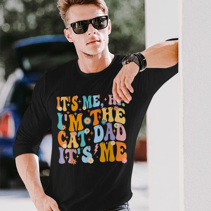 Vintage Fathers Day It's Me Hi I'm The Cat Dad It's Me Long Sleeve T-Shirt Gifts for Him