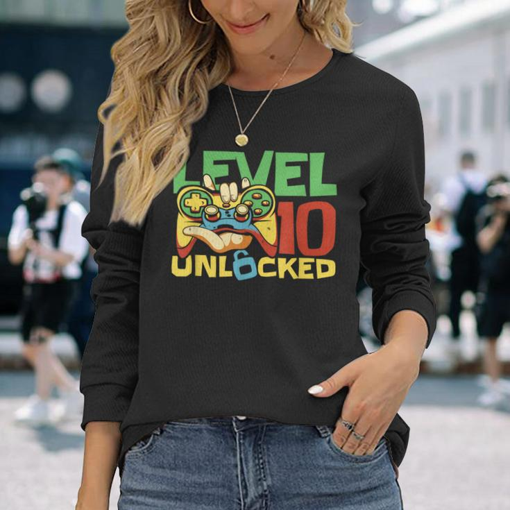 10 Year Old Gamer Gaming 10Th Birthday Level 10 Unlocked Long Sleeve T-Shirt Gifts for Her