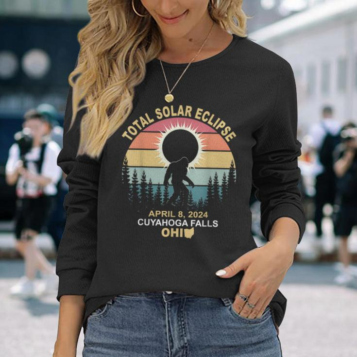 Bigfoot Cuyahoga Falls Ohio Total Solar Eclipse 2024 Long Sleeve T-Shirt Gifts for Her