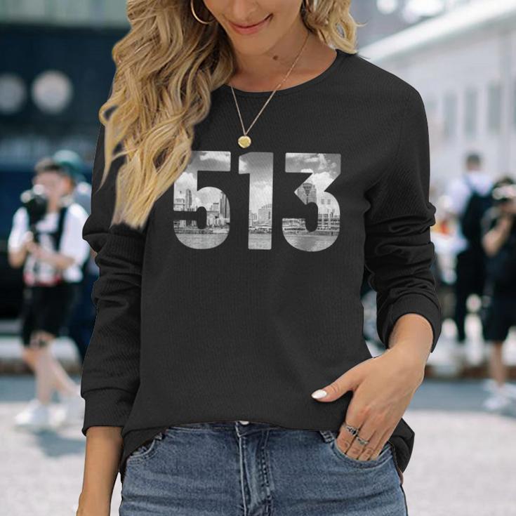 Cincinnati 513 Area Code Skyline Ohio Vintage Long Sleeve T-Shirt Gifts for Her