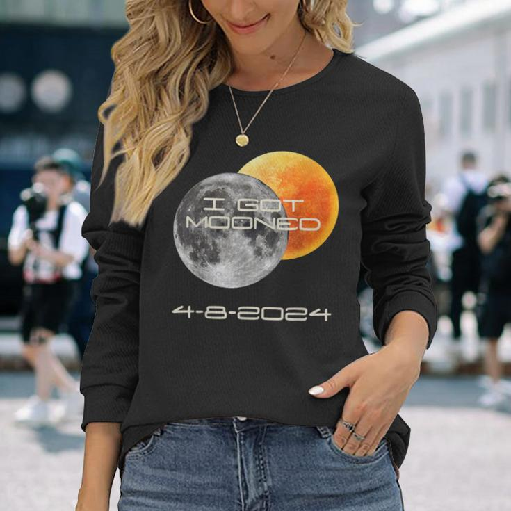 Cute Totality Solar Eclipse 2024 I Got Mooned April 8Th 2024 Long Sleeve T-Shirt Gifts for Her