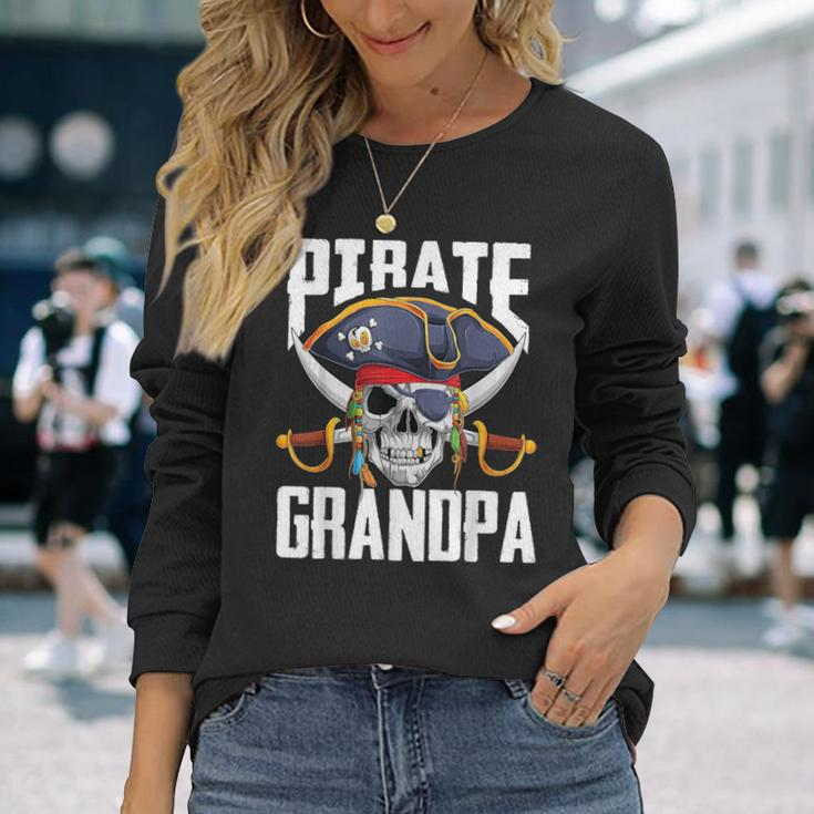 Family Skull Pirate Grandpa Jolly Roger Crossbones Flag Long Sleeve T-Shirt Gifts for Her