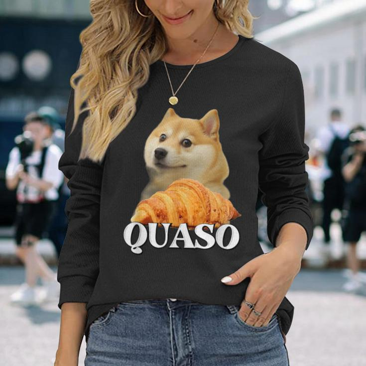 Croissant Quaso Meme Croissant Dog Meme Langarmshirts Geschenke für Sie