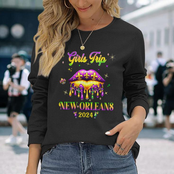 Girls's Trip New Orleans 2024 Mardi Gras Mask Friends Long Sleeve T-Shirt Gifts for Her