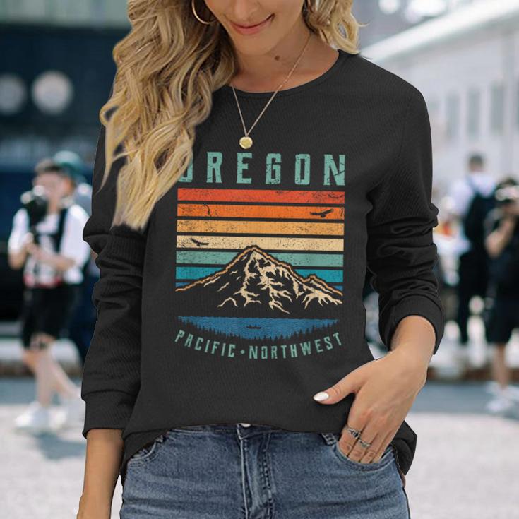 Oregon RetroVintage Portland Home State Mountains Long Sleeve T-Shirt Gifts for Her