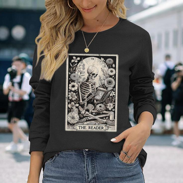 The Reader Tarot Card Book Lover Skeleton Reading Book Long Sleeve T-Shirt Gifts for Her