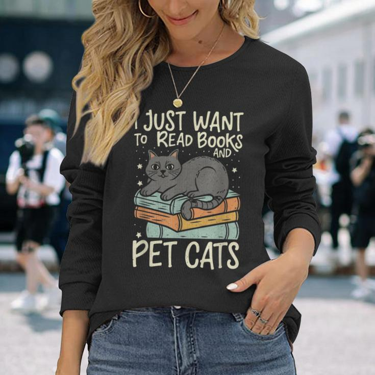Retro I Just Want To Read Books And Pet Cats Cat Long Sleeve T-Shirt Gifts for Her