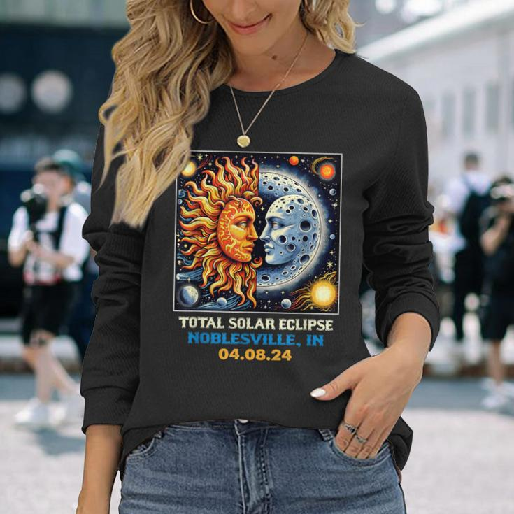 Retro Total Solar Eclipse Noblesville Indiana Long Sleeve T-Shirt Gifts for Her