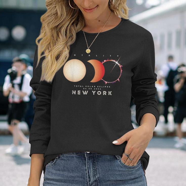 Solar Eclipse 2024 New York Total Eclipse American Graphic Long Sleeve T-Shirt Gifts for Her