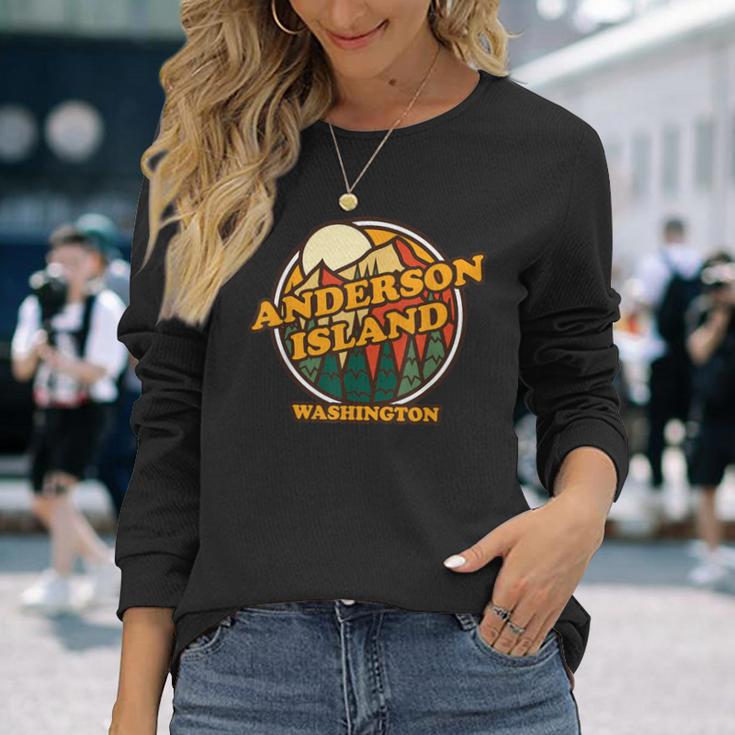 Vintage Anderson Island Washington Mountain Hiking Print Long Sleeve T-Shirt Gifts for Her