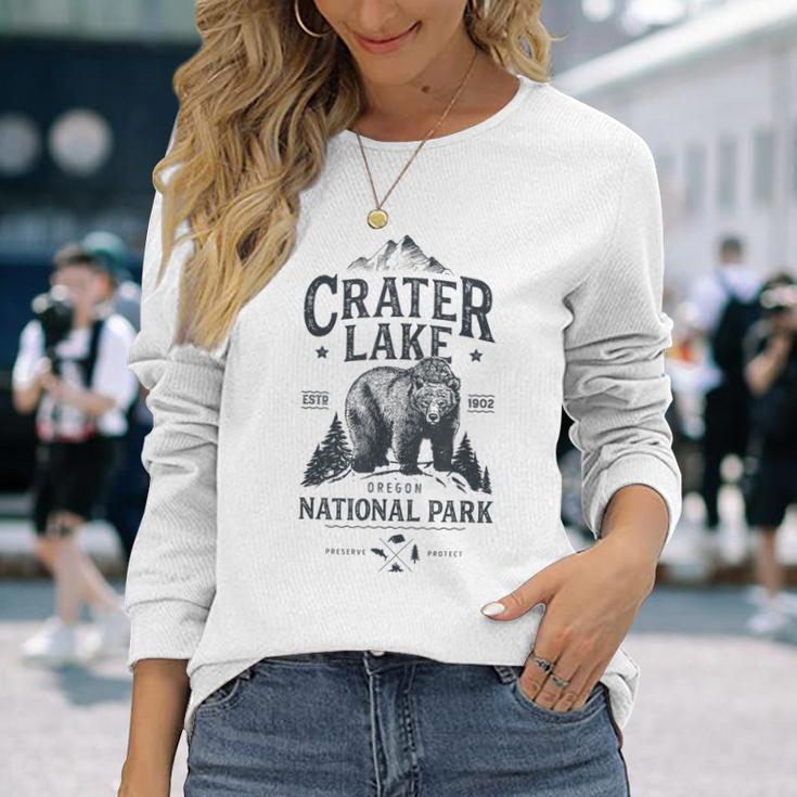 Crater Lake National ParkOregon Bear Vintage Long Sleeve T-Shirt Gifts for Her