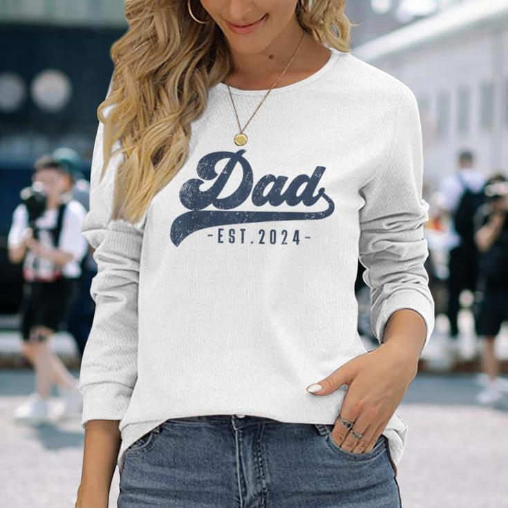 Dad Est 2024 Dad To Be New Daddy Long Sleeve T-Shirt Gifts for Her