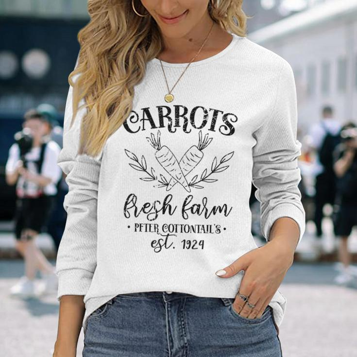 Fresh Farm Carrots Vintage Springtime Easter Long Sleeve T-Shirt Gifts for Her