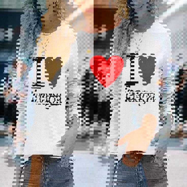 I Love Zaragoza Yo Amo Zaragoza Yo Corazón Zaragoza Camiseta de manga larga Regalos para ella