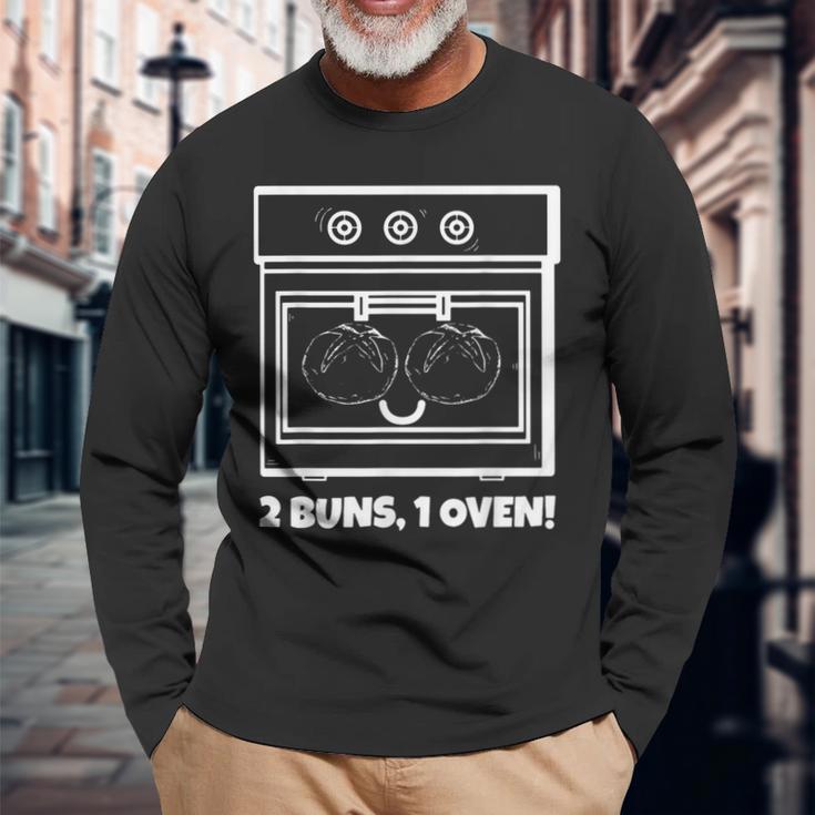 2 Buns 1 Oven Twins Announcement Twins Pregnancy Long Sleeve T-Shirt Gifts for Old Men