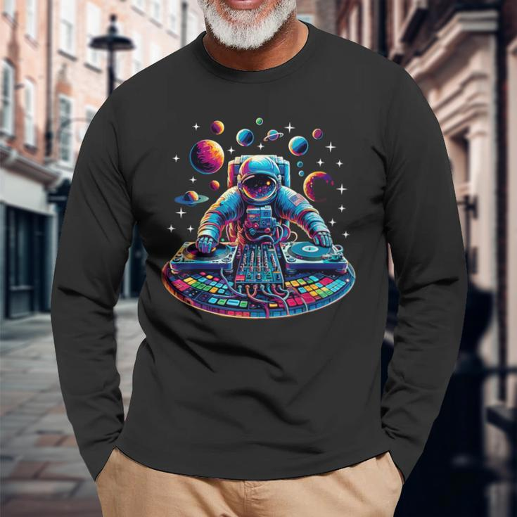 Astronaut Dj Planets Djing In Space Long Sleeve T-Shirt Gifts for Old Men