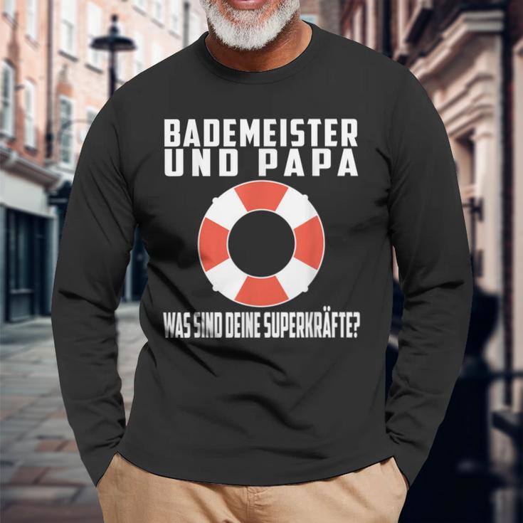 Bademeister Papa Was Sind Deine Superkräfte Schwimmbad Langarmshirts Geschenke für alte Männer