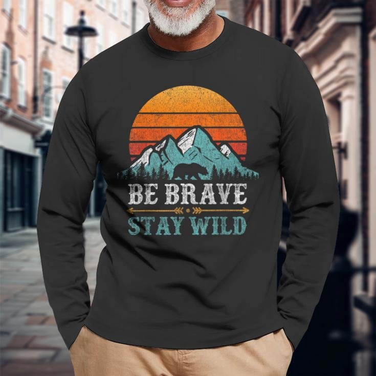 Be Brave Stay Wilderness Bear Mountains Vintage Retro Hiking Long Sleeve T-Shirt Gifts for Old Men