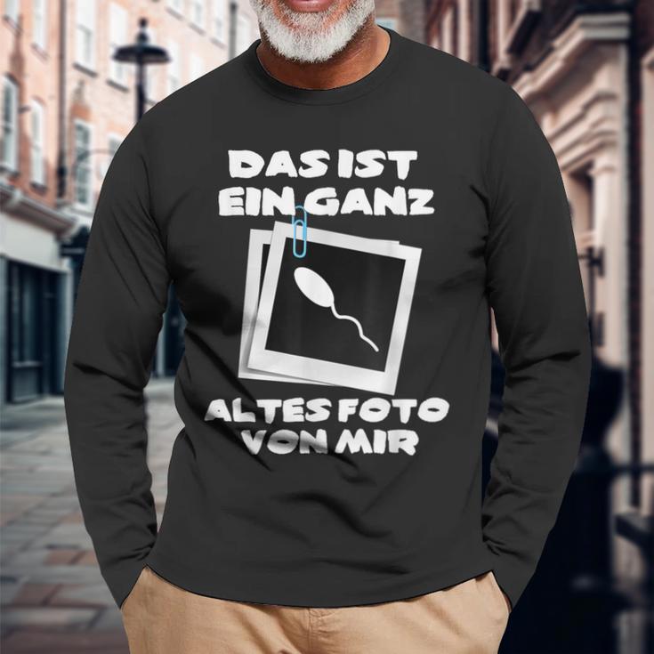 Das Ist Ein Ganz Altes Foto Von Mir Langarmshirts Geschenke für alte Männer