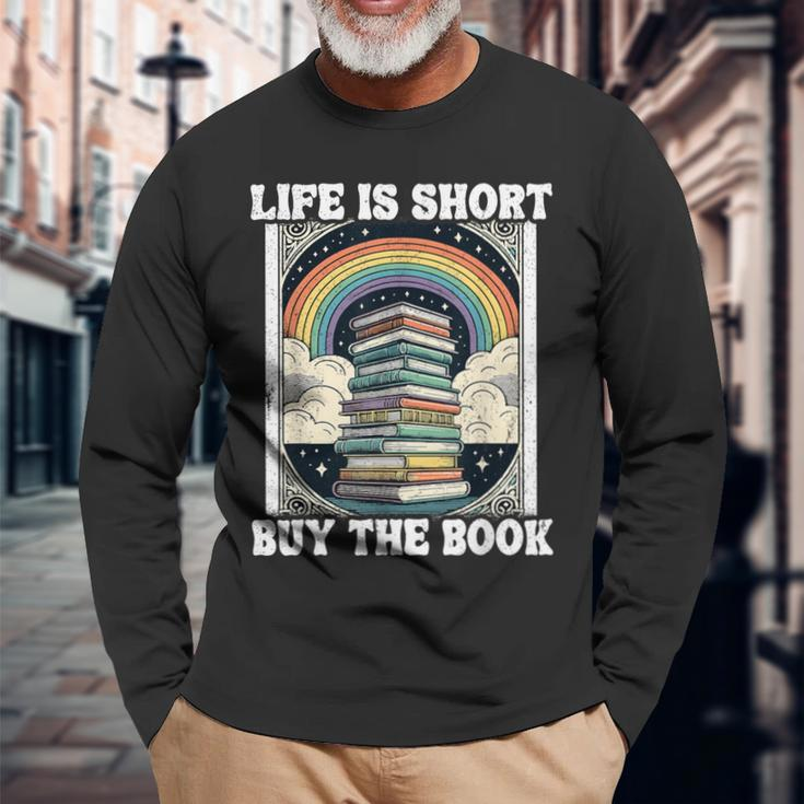 Das Leben Ist Kurz Aber Das Buch Bücher Lesen Langarmshirts Geschenke für alte Männer