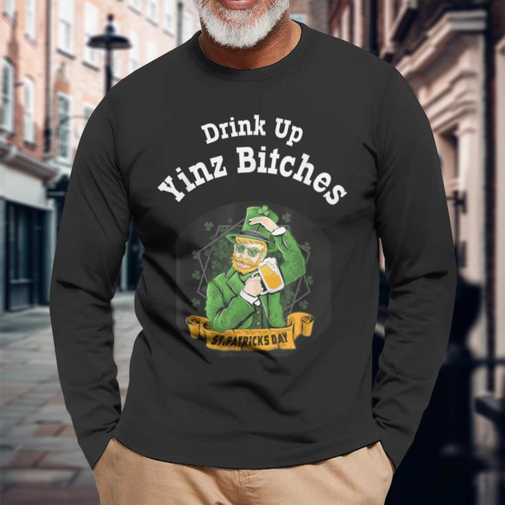 Drink Up Yinz Bitches St Patrick's Day Novelty Drinking Long Sleeve T-Shirt Gifts for Old Men