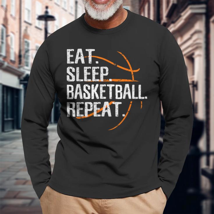 Eat Sleep Basketball Repeat For Basketball Fan Langarmshirts Geschenke für alte Männer