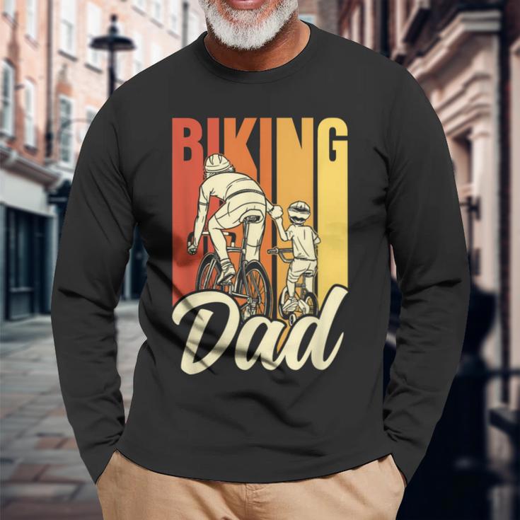 Fahrradfahrenderater Radfahren Radfahrer Fahrrad Papa Papi Langarmshirts Geschenke für alte Männer