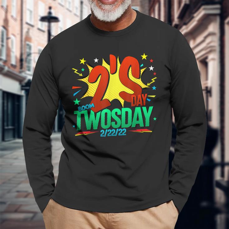 February 22Nd 2022 2-22-22 Happy Twosday 2022 2S Day Long Sleeve T-Shirt Gifts for Old Men