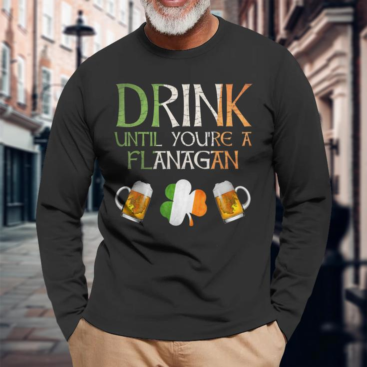 Flanagan Family Name For Proud Irish From Ireland Long Sleeve T-Shirt Gifts for Old Men
