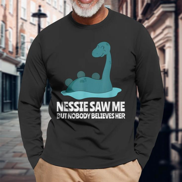 Nessie Monster Von Loch Ness Monster Scotland Langarmshirts Geschenke für alte Männer