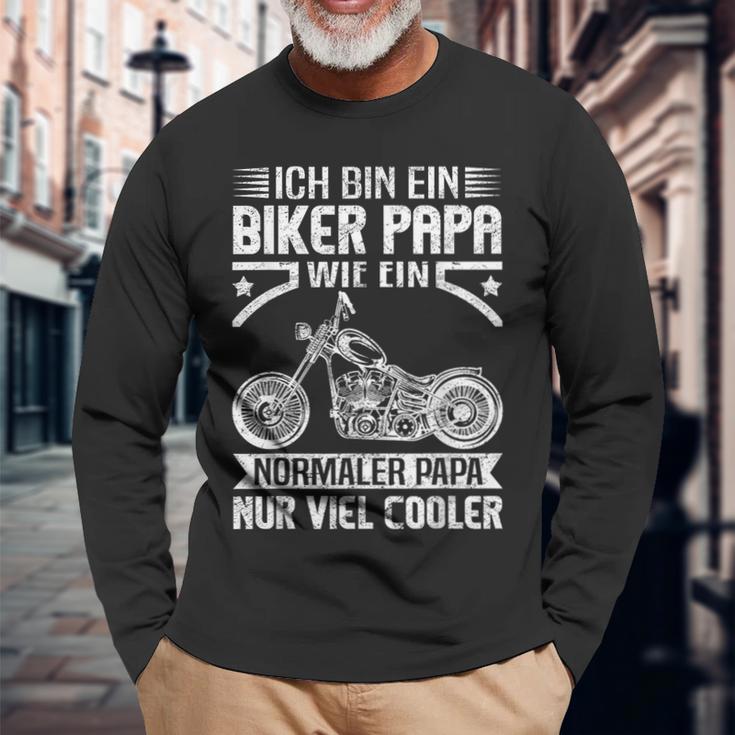 Ich Bin Ein Biker Papa Wie Ein Normal Papa Nuriel Cool S Langarmshirts Geschenke für alte Männer