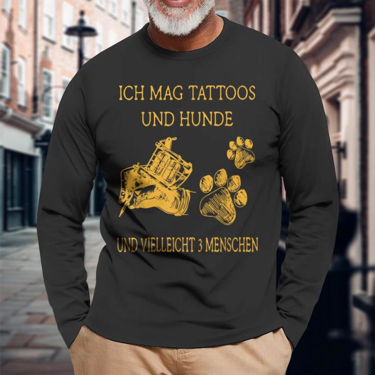 Ich Much Tattoos And Dogs Langarmshirts Geschenke für alte Männer