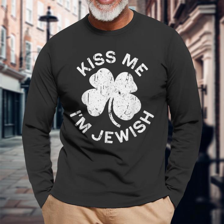 Kiss Me I'm Jewish Saint Patrick Day Long Sleeve T-Shirt Gifts for Old Men