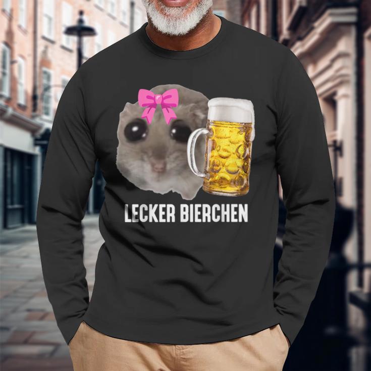 Lecker Bierchen X Sad Hamster Meme Bier Weizenbier Weißbier Langarmshirts Geschenke für alte Männer