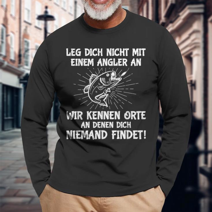 Leg Dich Nicht Mit Einem Angler An Fischer Angel Langarmshirts Geschenke für alte Männer