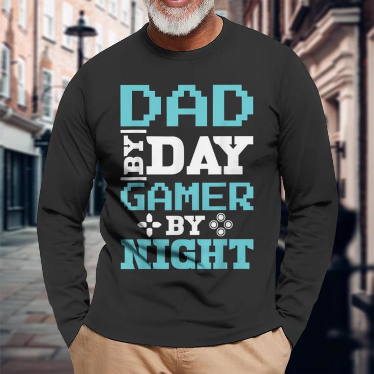 Lustiger Neuerater 2023 Erwartet Papa Papa Gamer Langarmshirts Geschenke für alte Männer