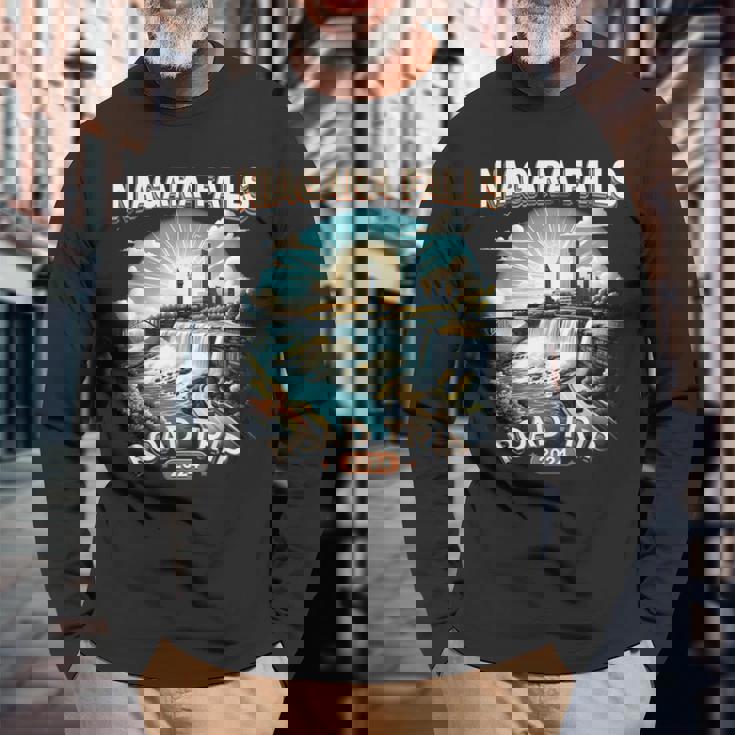 Niagara Falls Road Trip 2024 Family Trip Summer Vacation Long Sleeve T-Shirt Gifts for Old Men