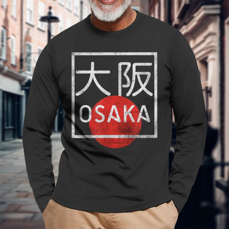 Osaka Japan In Japanese Kanji Font Langarmshirts Geschenke für alte Männer