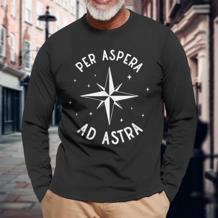 Per Aspera And Astra Black S Langarmshirts Geschenke für alte Männer