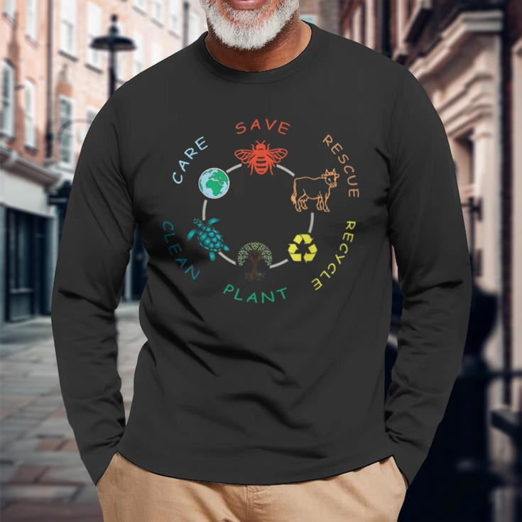Save Bees Rescue Animals Recycle Plastic Vintage Earth Day Long Sleeve T-Shirt Gifts for Old Men