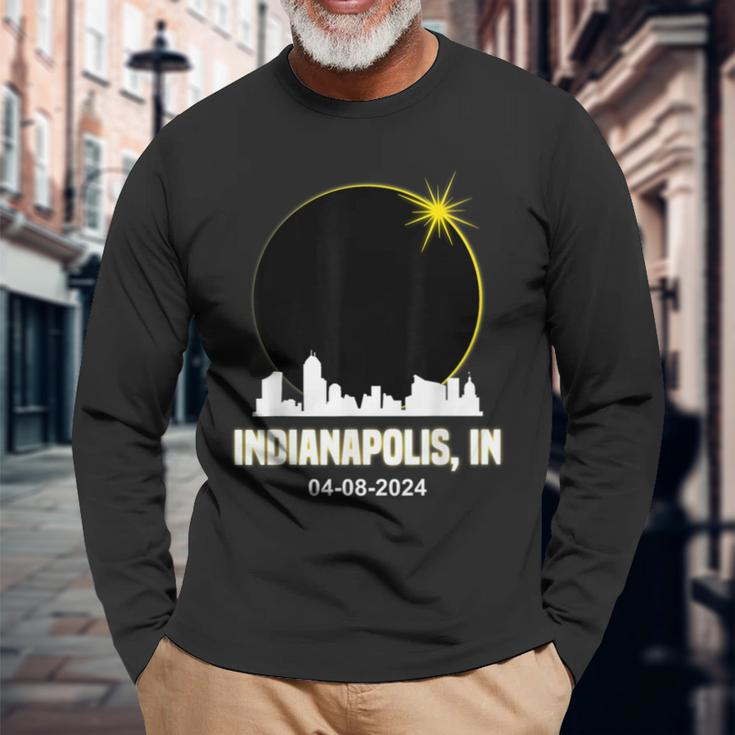 Solar Eclipse 2024 Indianapolis Skyline Indiana Eclipse Long Sleeve T-Shirt Gifts for Old Men